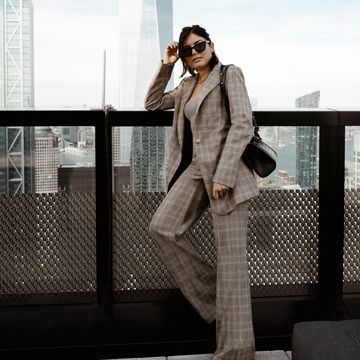 Clothing, Beauty, Fashion, Street fashion, Shoulder, Urban area, Leg, Suit, Coat, Photography, Clothing, Beauty, Fashion, Street fashion, Shoulder, Urban area, Leg, Suit, Coat, Photography,