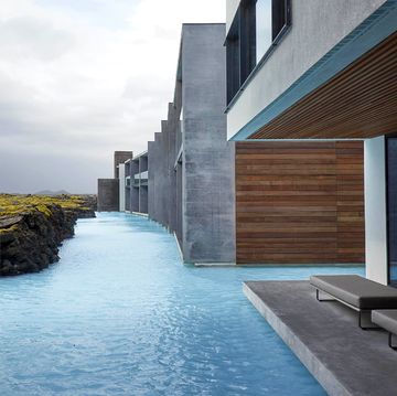 elle escapes reykjavik