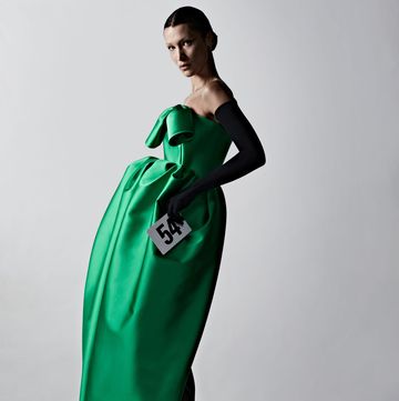 bella hadid in balenciaga fall 2022 couture