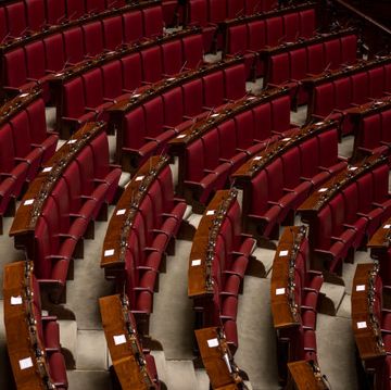 per la prima volta una deputata italiana ha allattato in parlamento