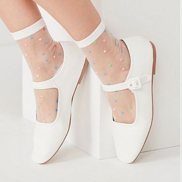 Footwear, Shoe, White, Ankle, Leg, High heels, Material property, Mary jane, Human leg, Sock, Footwear, Shoe, White, Ankle, Leg, High heels, Material property, Mary jane, Human leg, Sock,